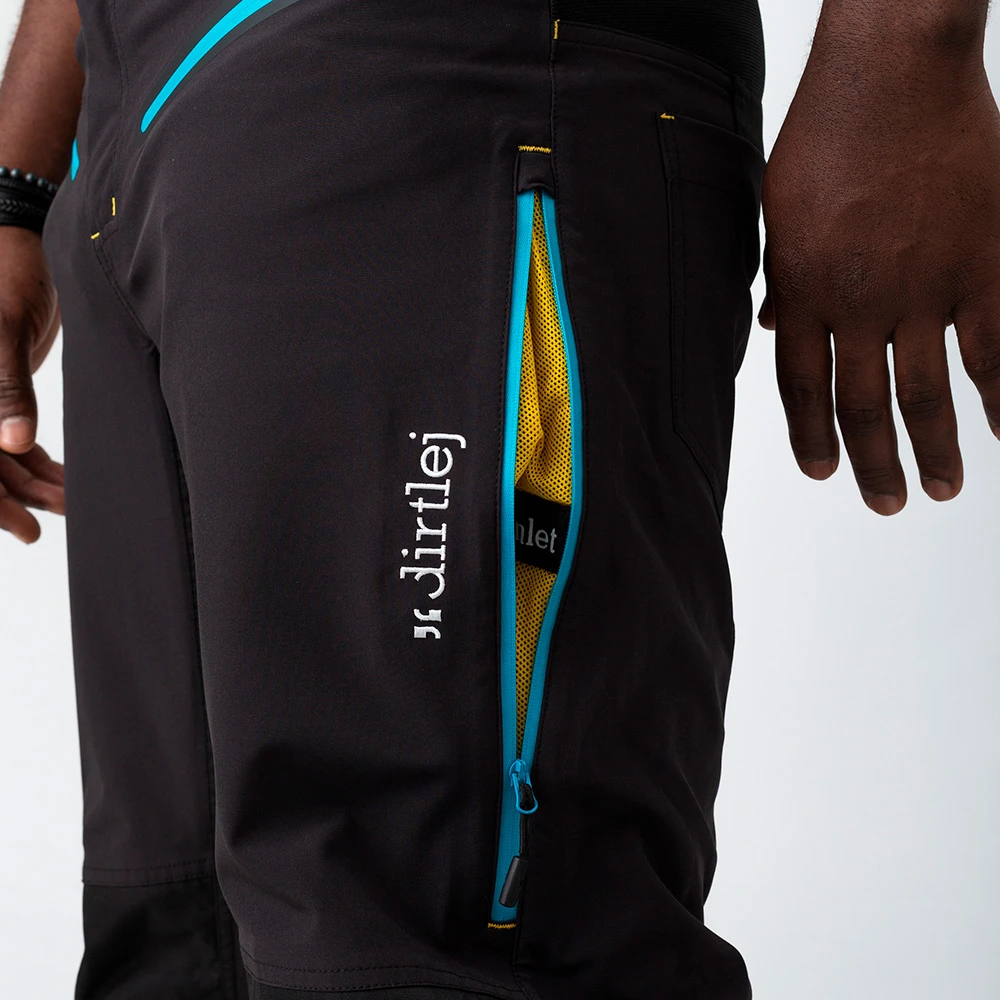 Dirtlej Trailscout Vanntette MTB Bukser Sort/Blå 4 Dirtlej Trailscout Vanntette MTB Bukser Sort/Blå - Bilde 4