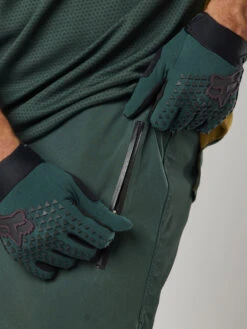 FOX Defend 3L Vanntette Bukser Grønn -Force Butikk FOX Defend 3L Vandtaette Bukser Groen 1661859363 03