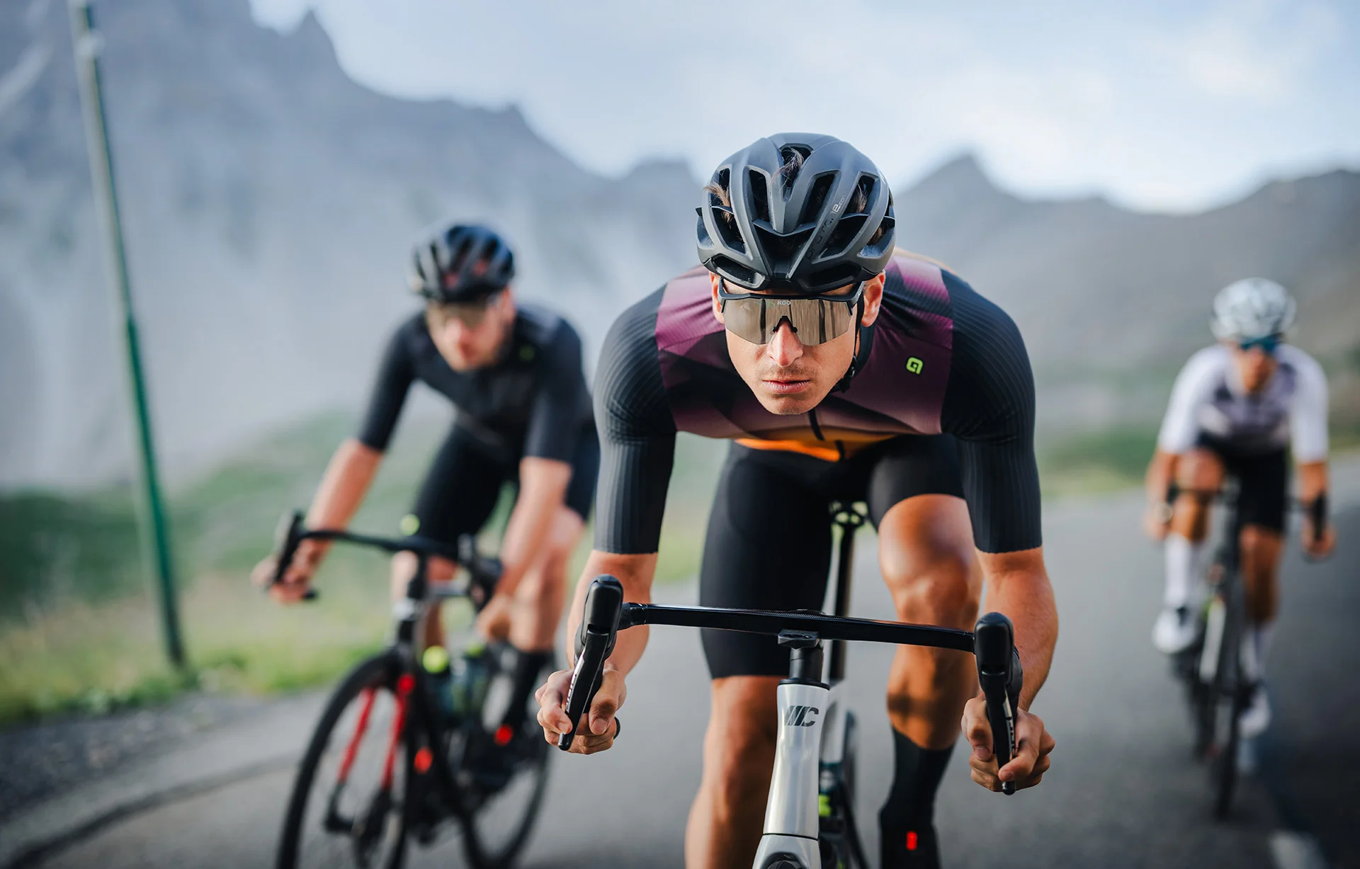 Front -Force Butikk Listing Abbigliamento Uomo ae9a7db5 b011 4089 afce 963a82e45b0a