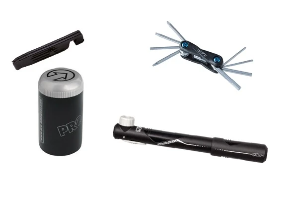 PRO Kombipakke Multitool, Pumpe, Dekkspaker, Flaske 1 PRO Kombipakke Multitool, Pumpe, Dekkspaker, Flaske